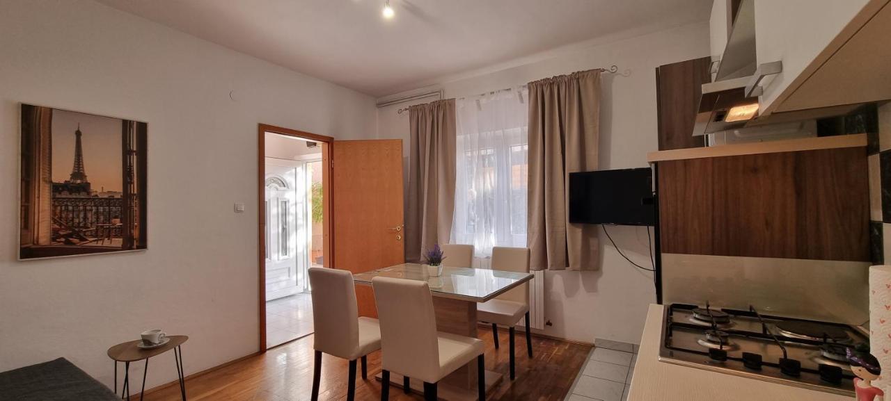 Apartment Ane Split Eksteriør billede