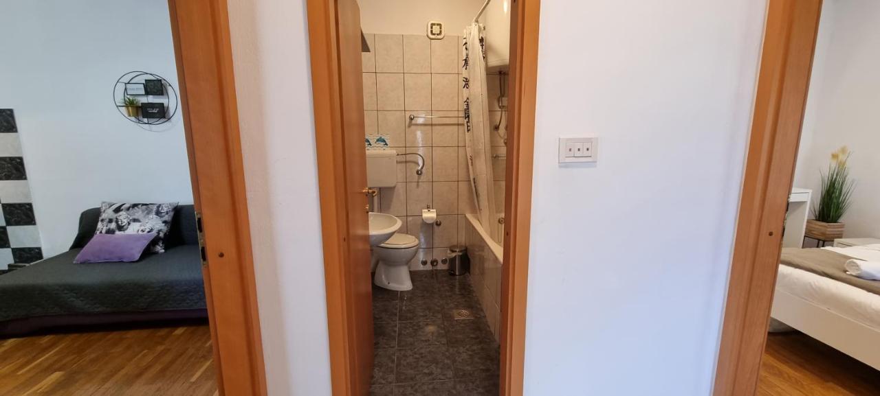 Apartment Ane Split Eksteriør billede